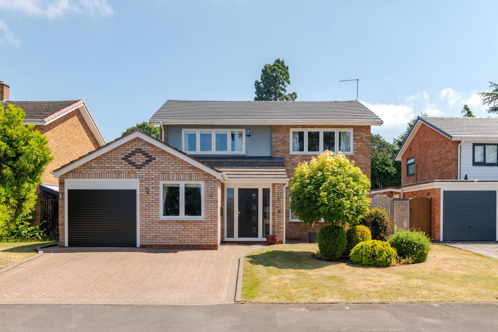 4 bed property in Ferndale Park, Stourbridge